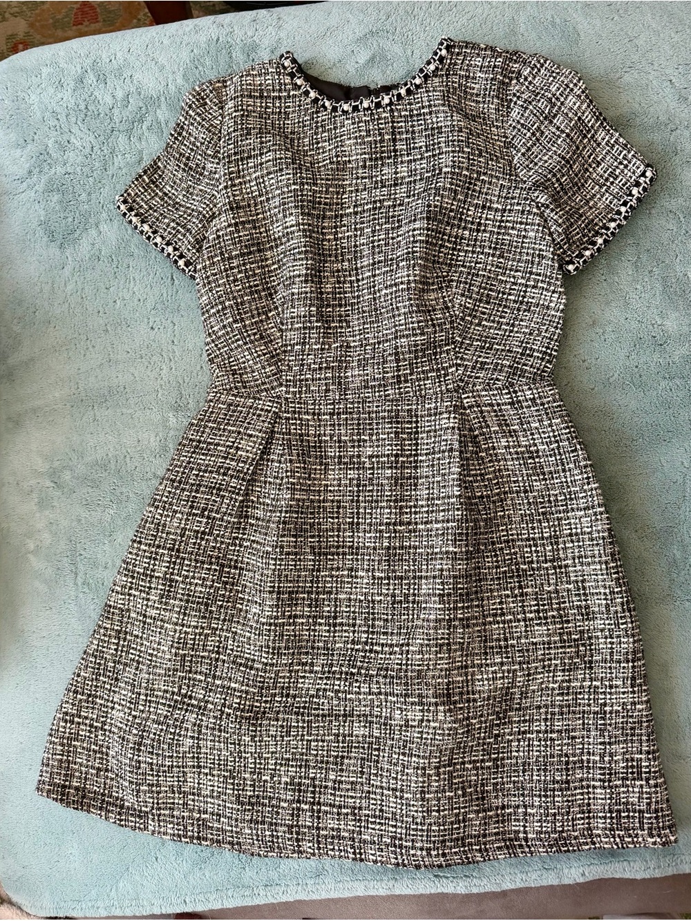 Solitary Black/Ivory w/Silver Tweed Short-Sleeve Pockets Pearls Dress 04